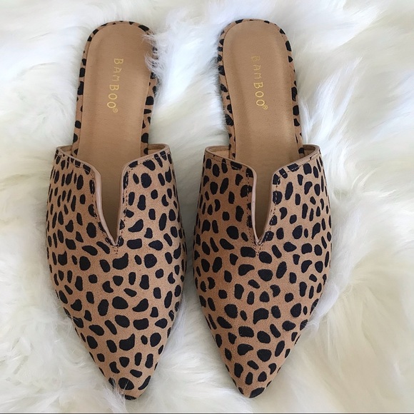 BAMBOO Shoes - Bamboo Cheetah Print Pointy Toe Open Back Slides